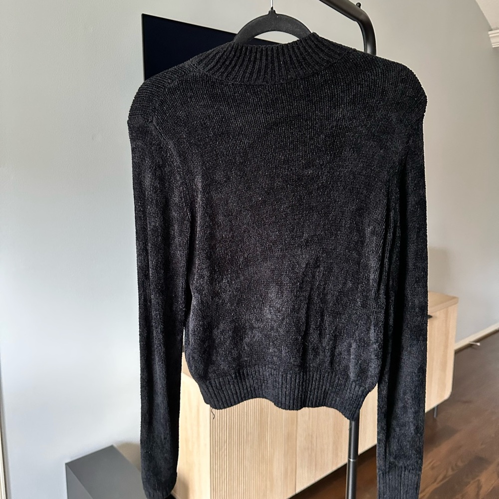 Wilfred Black Crew Neck Sweater